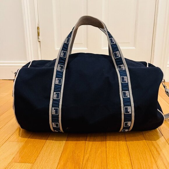 21" Goldman Sachs Scarborough & Tweed Banker Duffle Bag - Picture 13 of 16